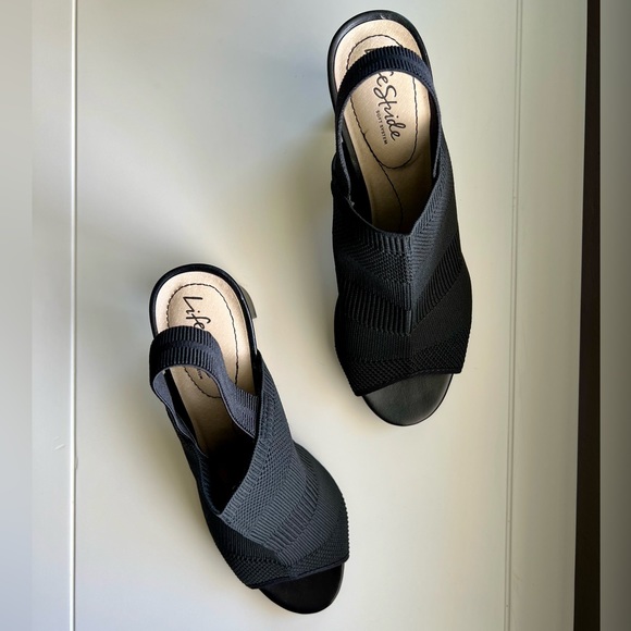 Life Stride Black Heels, size 8.5 (like new, excellent condition) - Picture 2 of 14